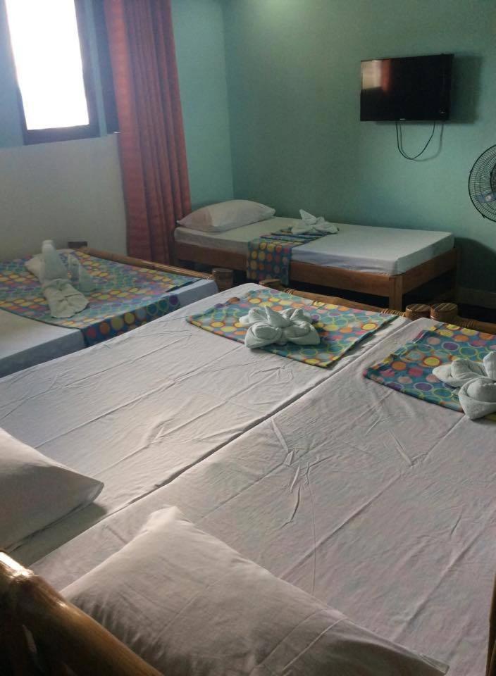 Joaquinn'S Bed And Breakfast El Nido Room photo